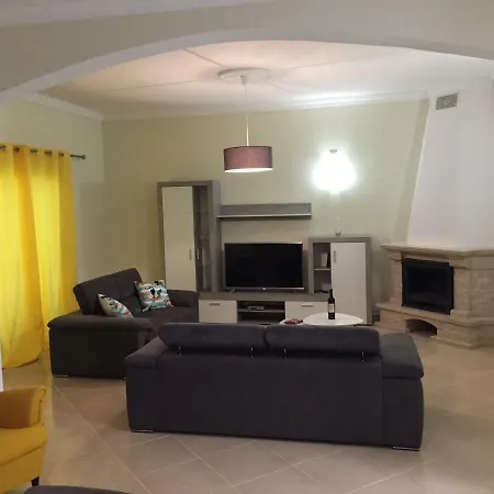 Villa Vale Carro